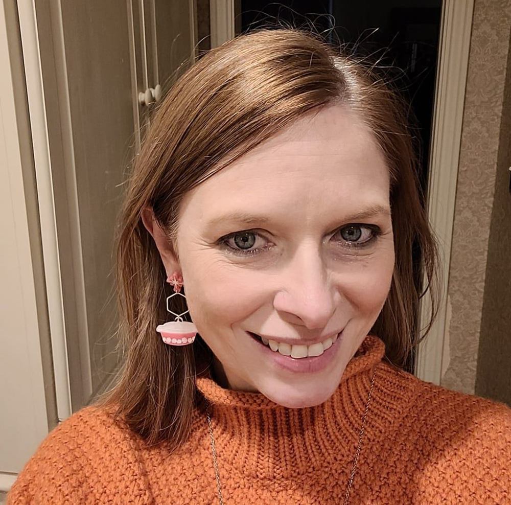Meet your Posher, Emily